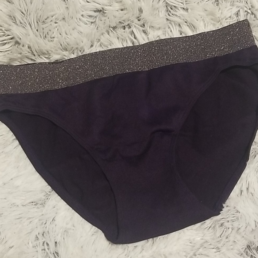 NEW- VS stretchy bikini